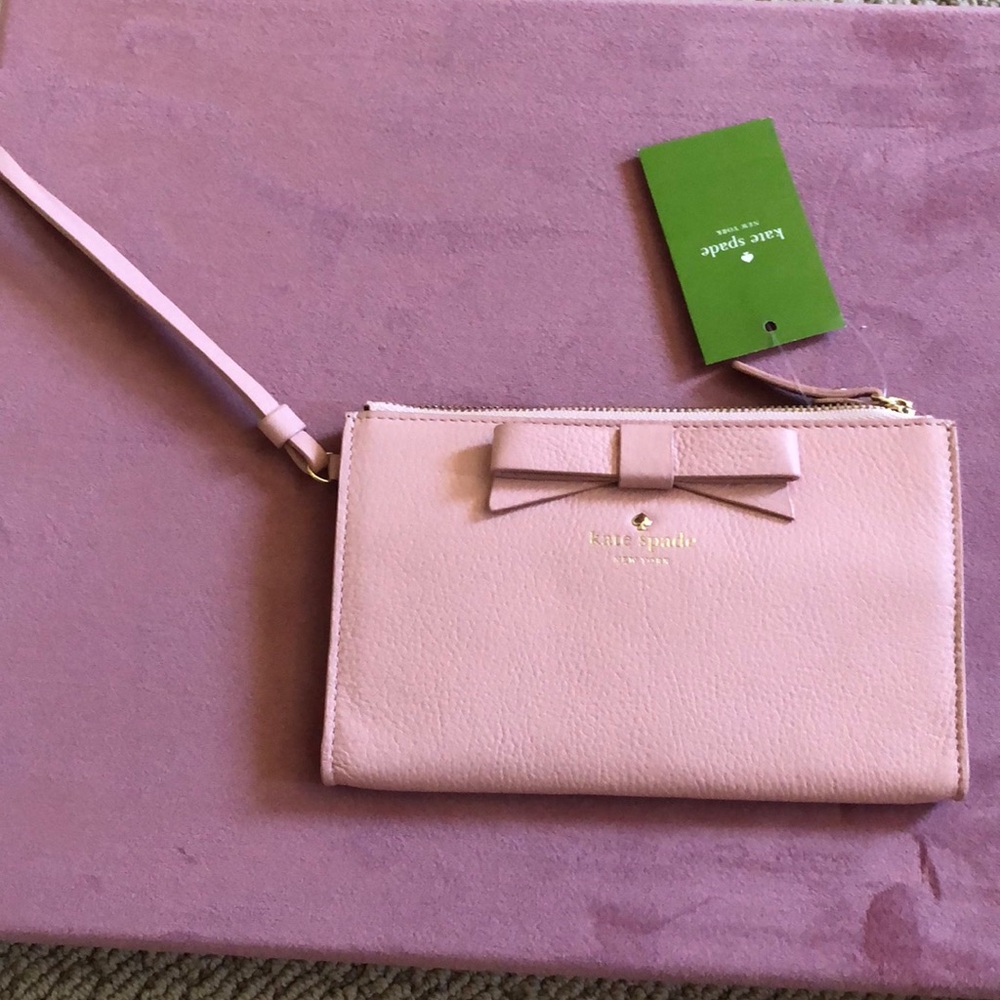 Brand new Kate spade north court wtistlet